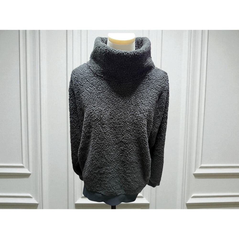 Pullover sweater, long sleeve black size large women’s